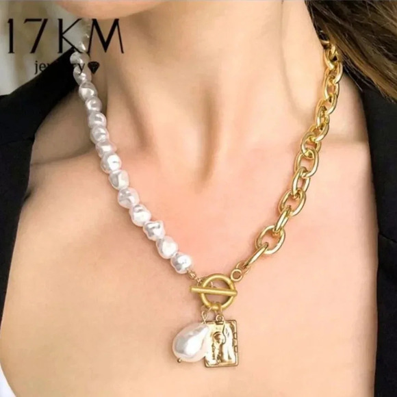 Jewelry - Pearl Nugget Chain Link Gold Tone Necklace. Slid